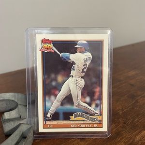 1991 Topps Ken Griffey Jr Seattle Mariners #790 NM-Mint Baseball Card